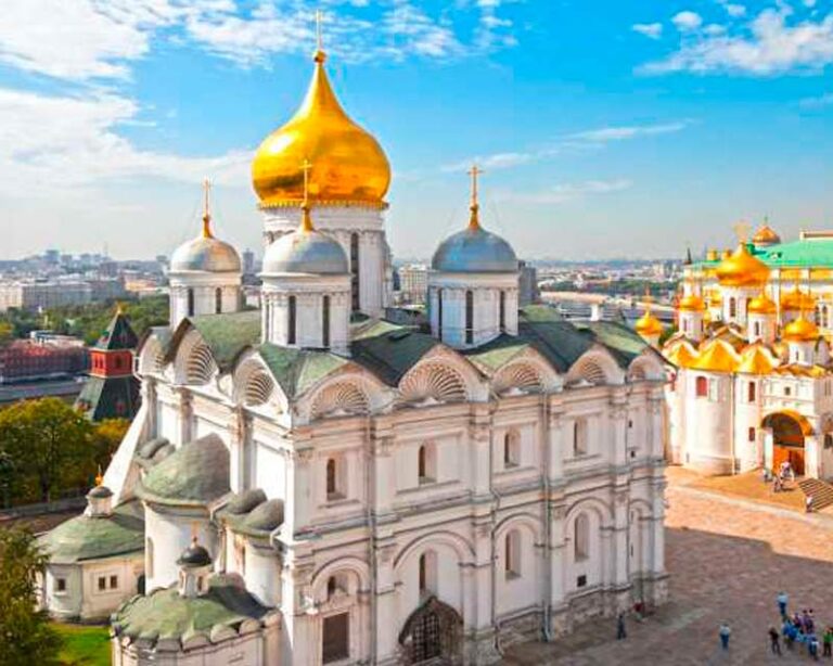 Mosteiro da Trindade de São Sérgio em Sergiyev Posad, Rússia